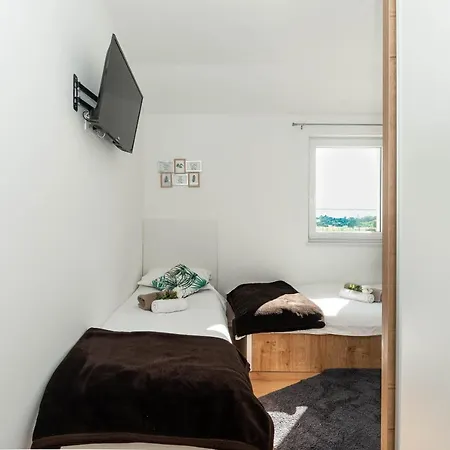 New 2020! 4* Silentium, Pristeg 빌라 벤코바츠